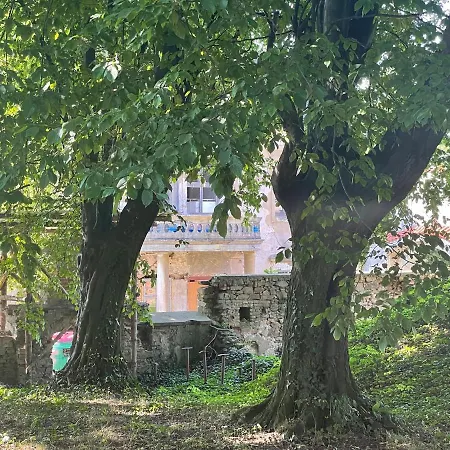 Chateau Moravany - Apartmany, Teepee A Wellness Ronov Nad Doubravou
