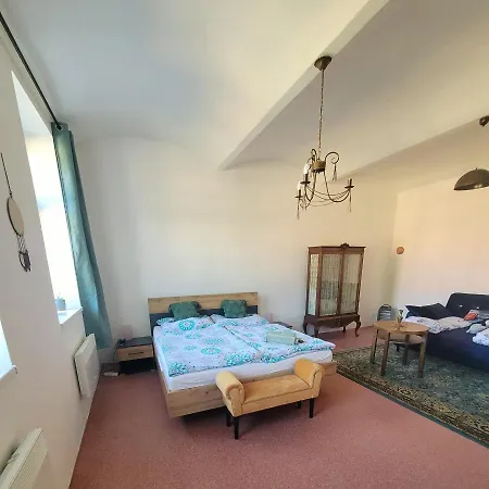 Chateau Moravany - Apartmany, Teepee A Wellness Hotel *