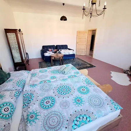 Chateau Moravany - Apartmany, Teepee A Wellness Holiday park