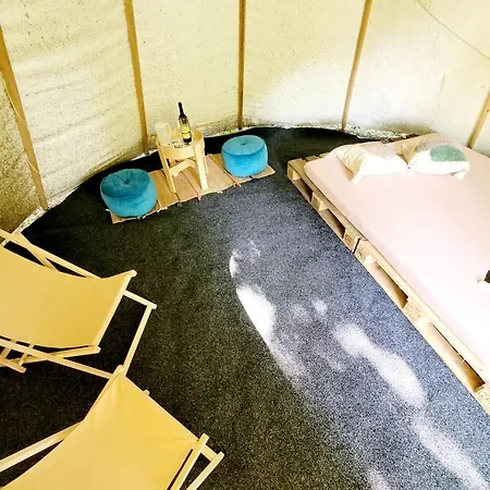 Hotel Chateau Moravany - Apartmany, Teepee A Wellness