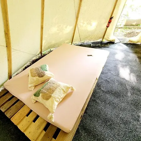 Chateau Moravany - Apartmany, Teepee A Wellness
